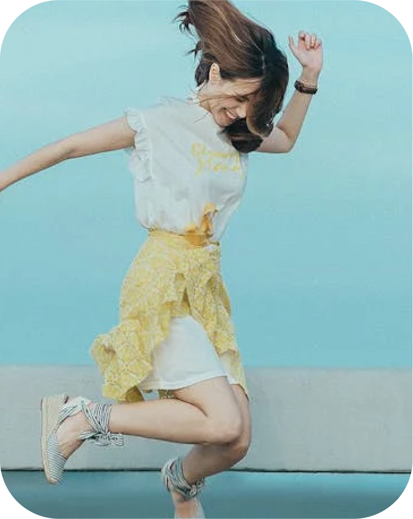 carousel - jumping woman - psychoeducation et formations